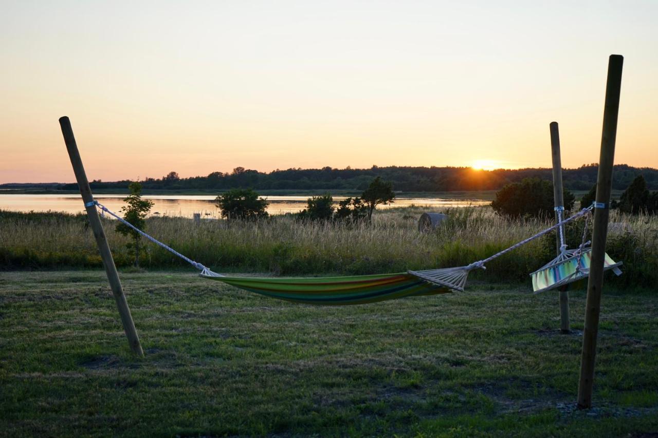 Hotel Saare Glamping Salme Exterior foto